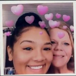 Meet your Posher, Lori